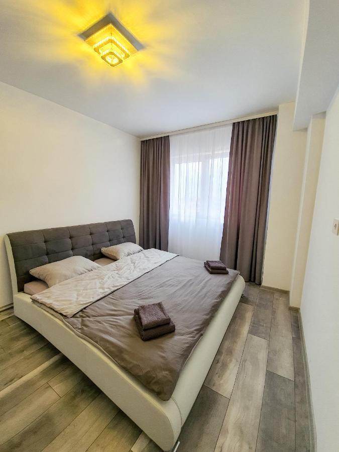 Central.Deluxe.Apartament.أرادايا المظهر الخارجي الصورة
