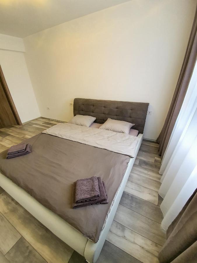 Central.Deluxe.Apartament.أرادايا المظهر الخارجي الصورة