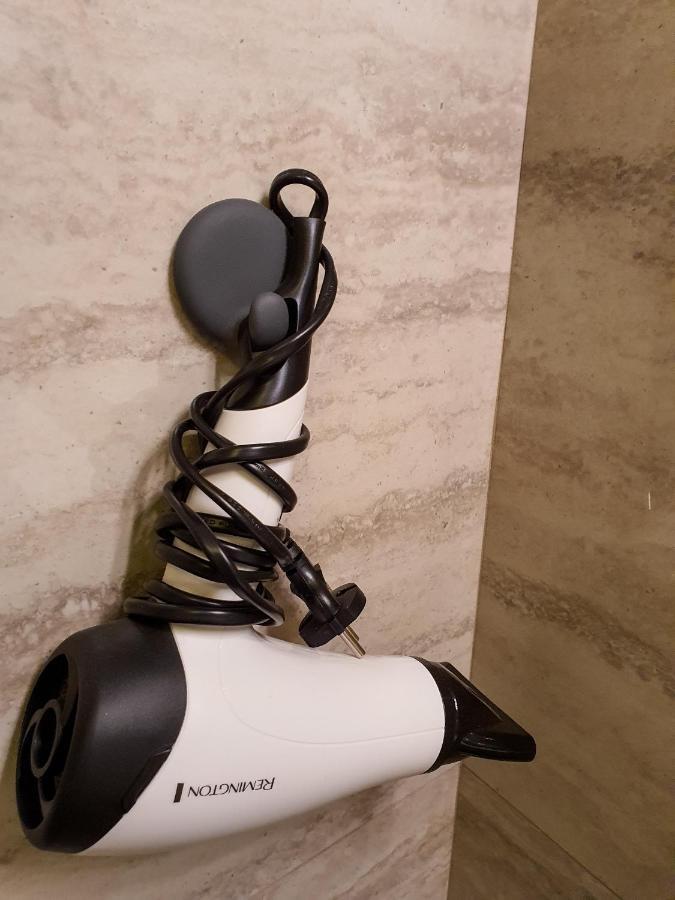 Central.Deluxe.Apartament.أرادايا المظهر الخارجي الصورة