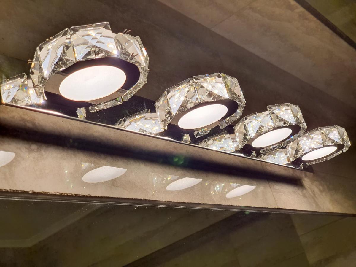 Central.Deluxe.Apartament.أرادايا المظهر الخارجي الصورة