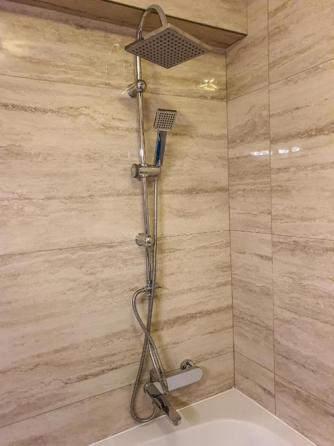 Central.Deluxe.Apartament.أرادايا المظهر الخارجي الصورة